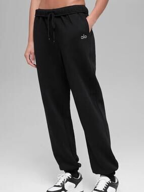 Alo Accolade Sweatpants Black size small